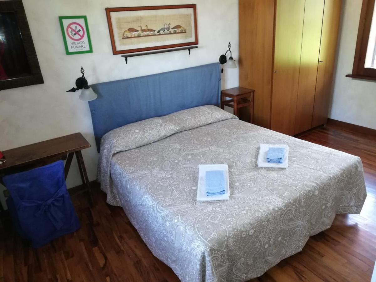 B&B Ai Glicini - Castelli Romani Marino Eksteriør billede