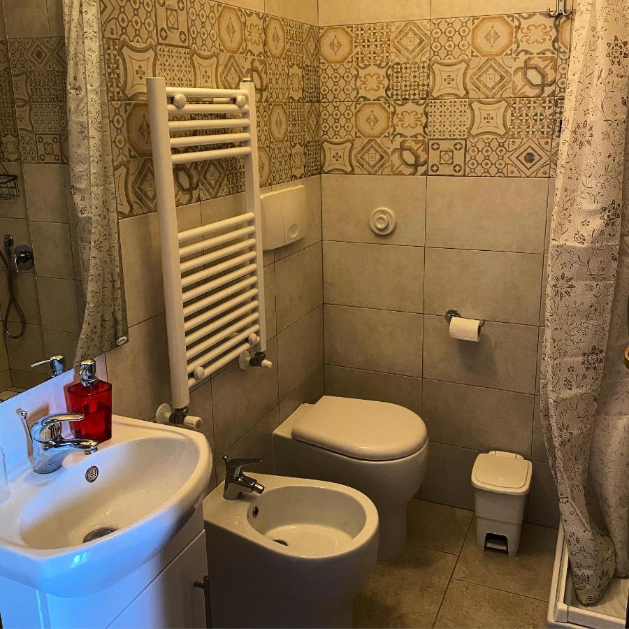 B&B Ai Glicini - Castelli Romani Marino Eksteriør billede